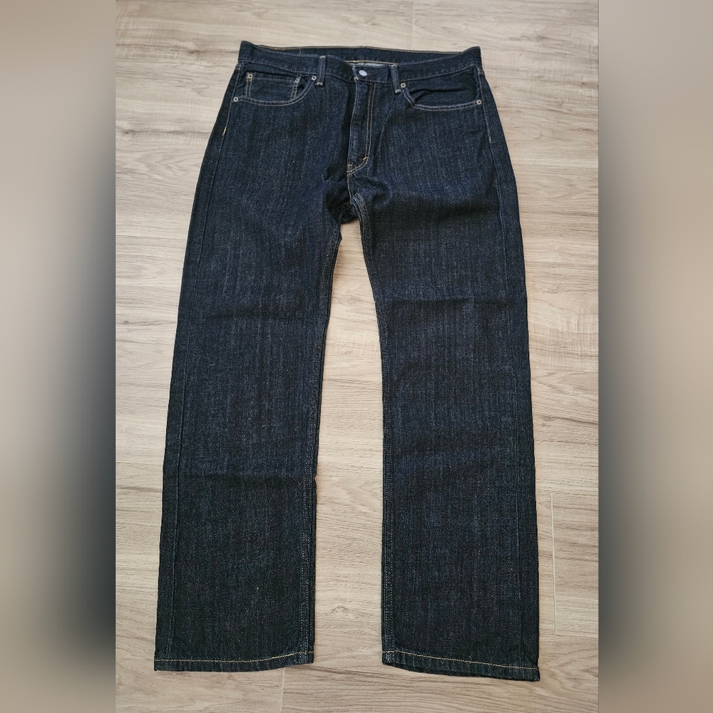 Levi's Men's 505 Dark Blue Relaxed Jeans, Size 36x32